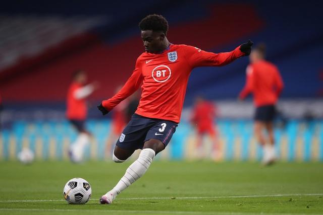 这一巨大飞 这一巨大飞