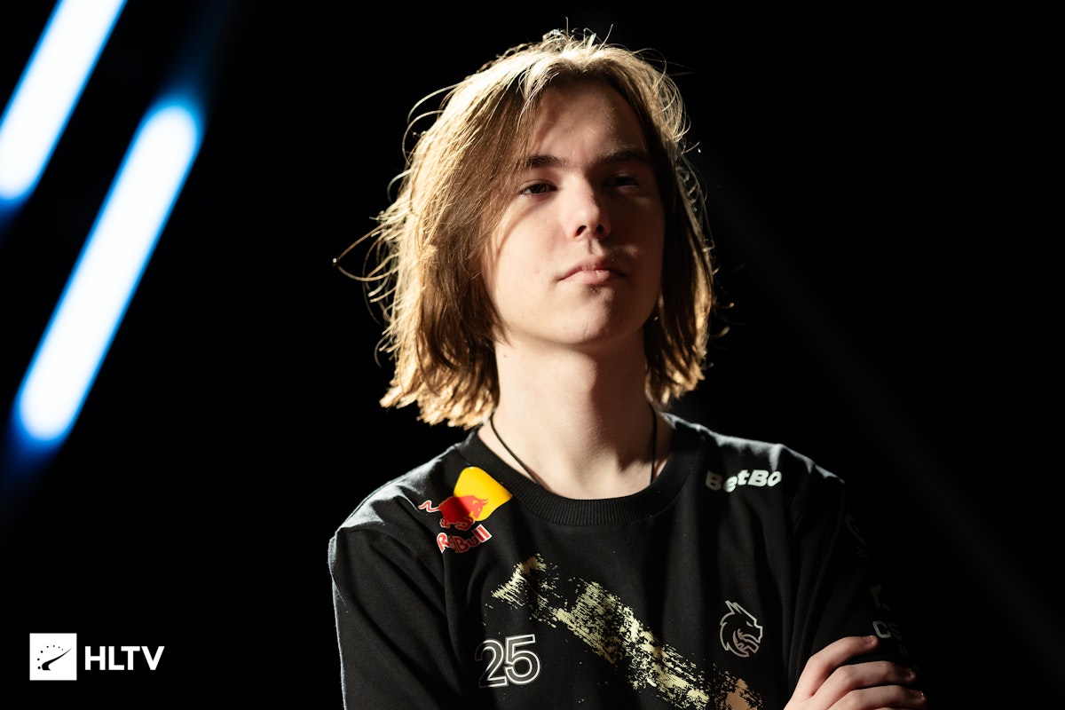 的烟封住强 的烟封住强