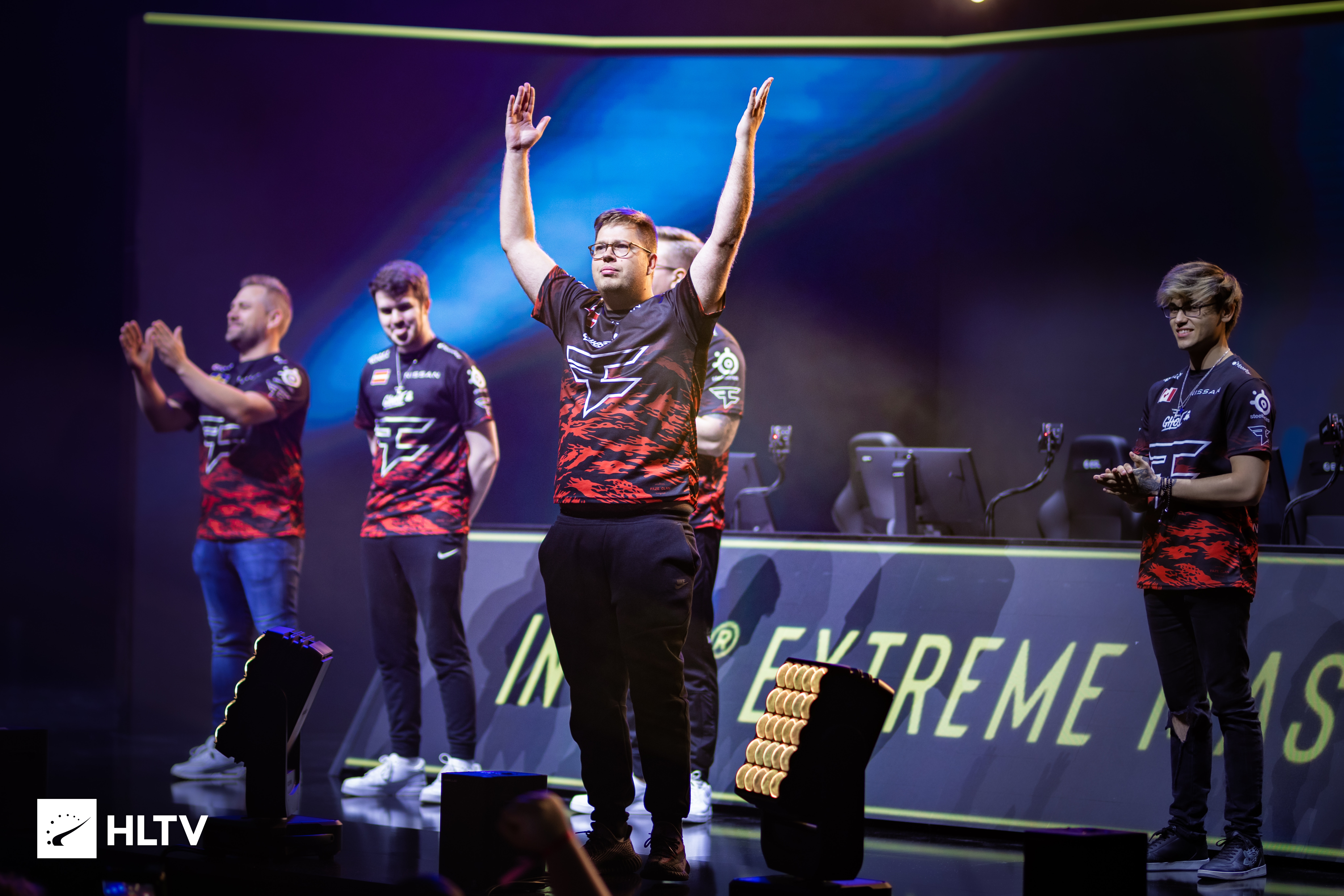 维持投捕节 维持投捕节